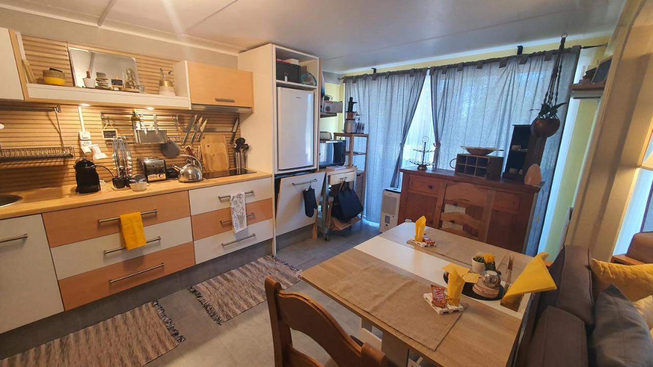 Ravissant Studio Neuf, Entierement Equipe, Fonctionnel De 40 M2 Avec Entree Independante Dans La Campagne Campagnes Massonnens Exteriör bild